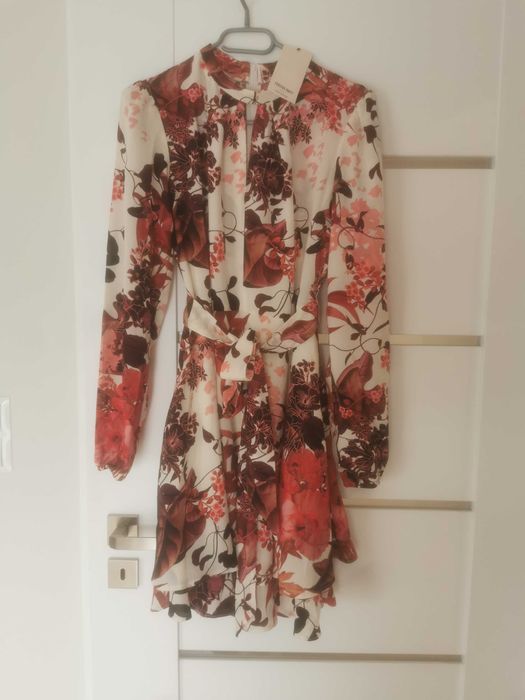 Elegancka sukienka rozmiar 38
