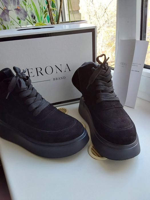 Новые чёрные хайтопы/ботинки/сапоги/кроссовки