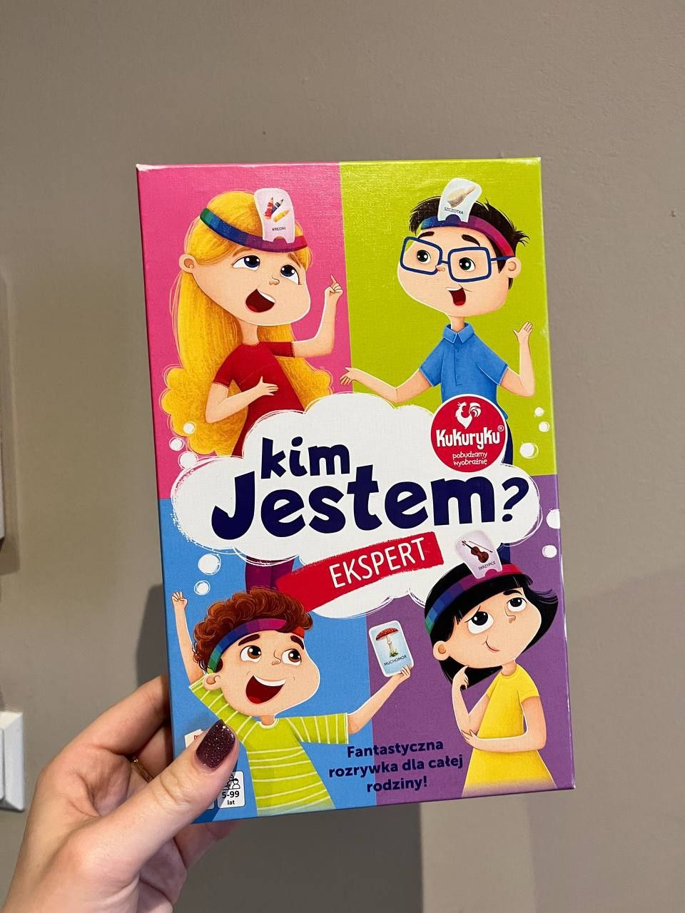 Gra planszowa " kim jestem"