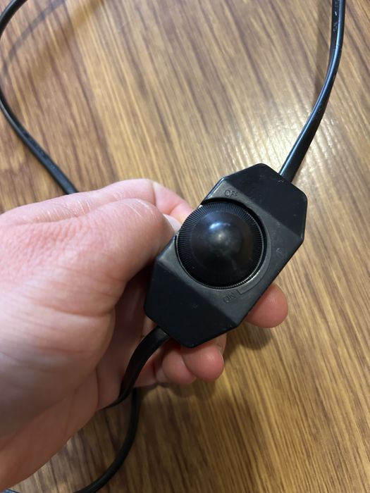 Lampka do biurka lub terrarium. Z żarówką grzewczą