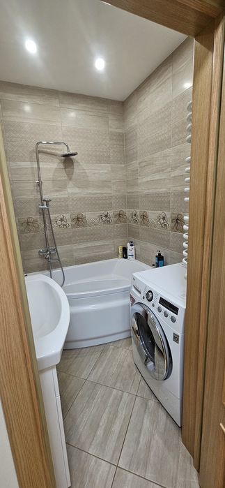 Центр 3-на новобудова