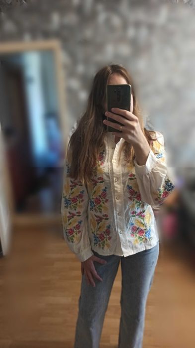 Вишиванка жіноча розмір S , туречинна