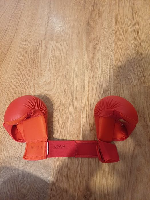 Rękawice do karate. Rozmiar M.