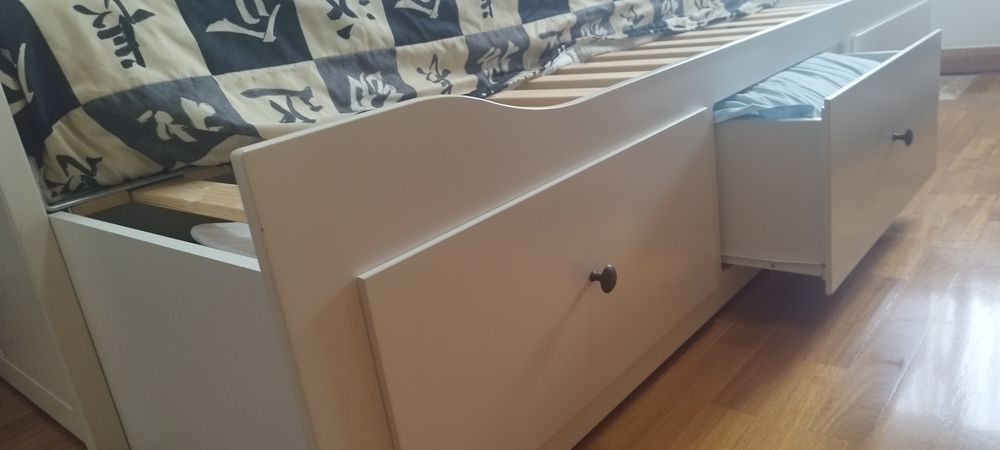Cama dupla Ikea Hemnes