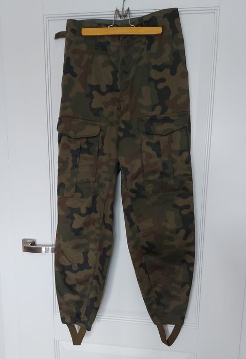 Wojskowy zestaw damski