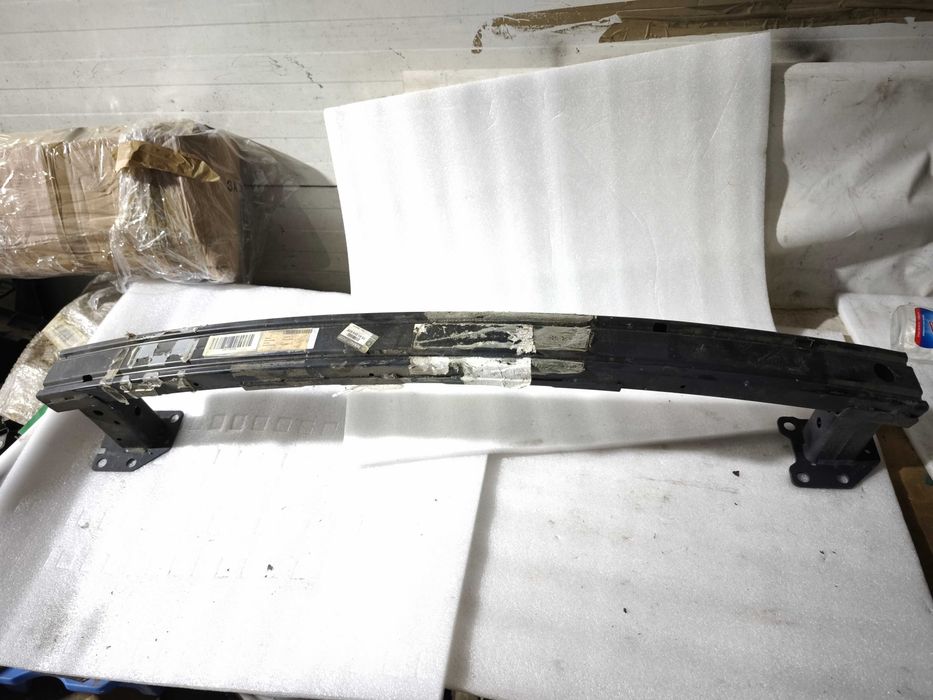 Belka wzmocnienie zderzaka tył tylne Renault  MEGANE IV GT SPORT Nowa