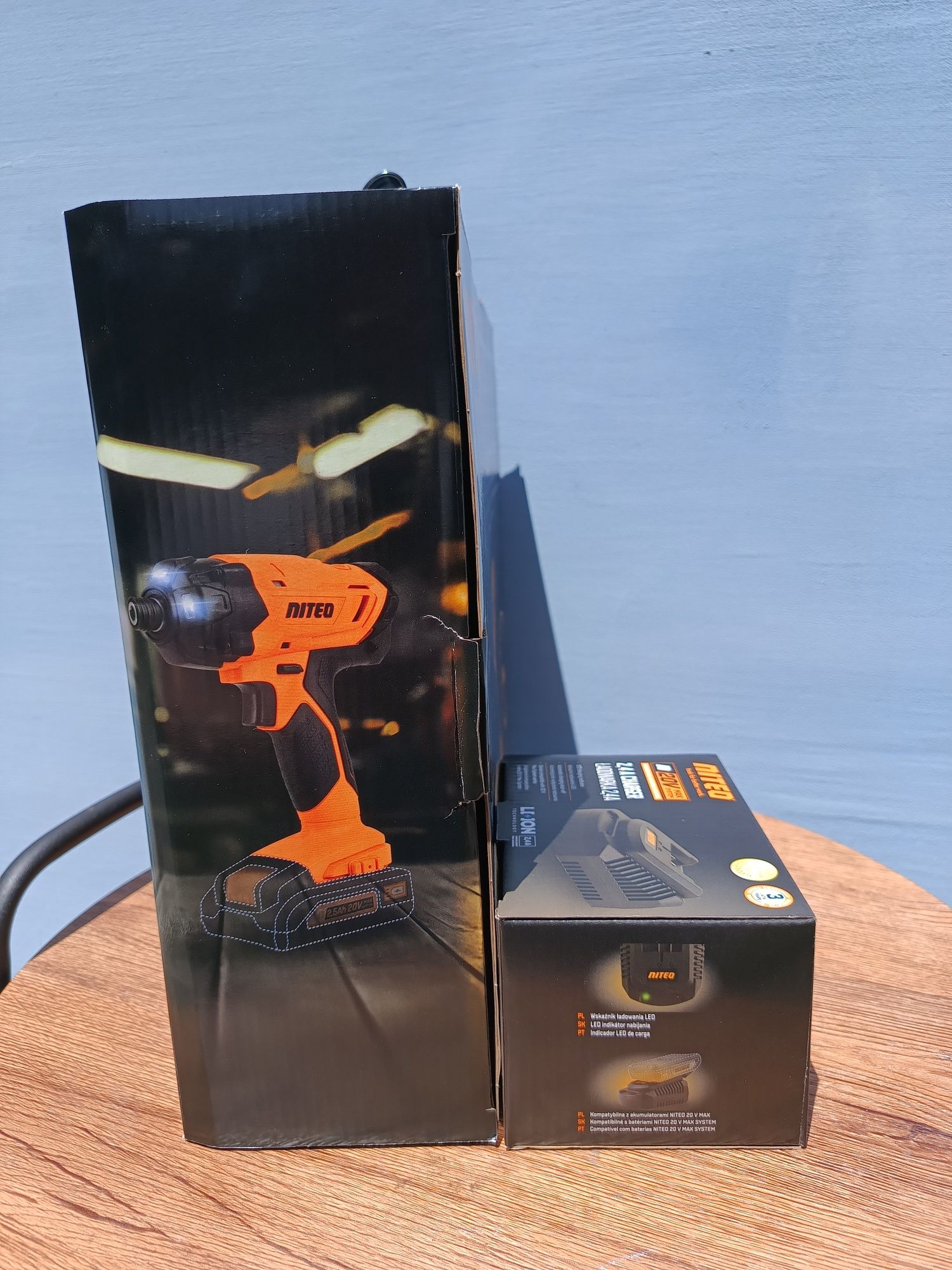 Akumulatorowa Zakrętarka Udarowa Niteo 20 V Max. + Ładowarka 2,4 A