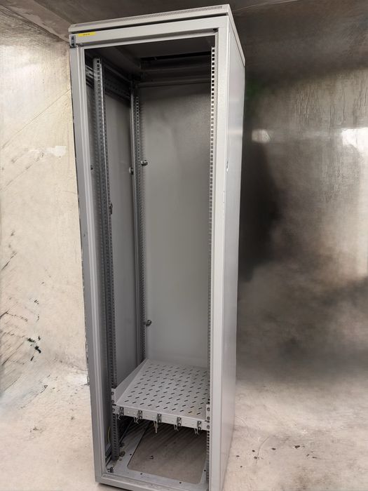 Szafa rack 42 u 60x60x200