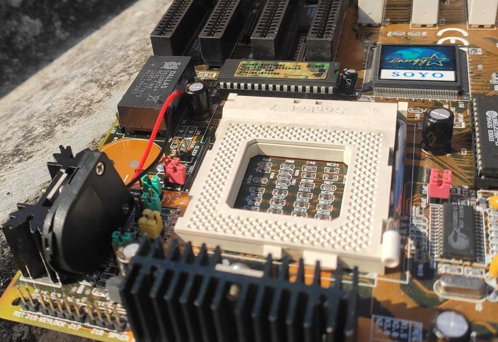 Motherboard Soyo SY-5VA Socket 764551535497089123