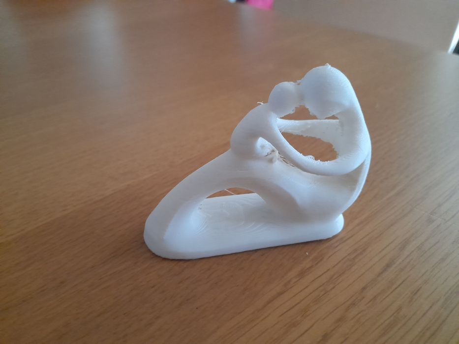 Estátua de mãe e filho