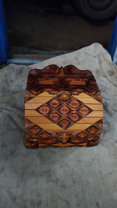 Хлібниця деревяна ручної роботи