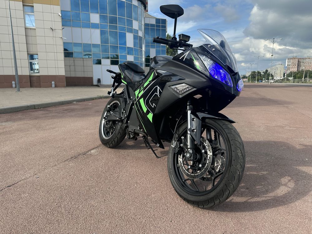 Елктромотоцикл EARTH 3 kw 72v 65ah li-ion