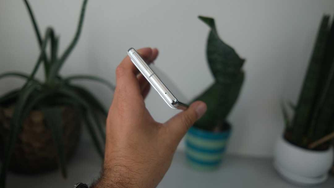 Google Pixel 7 Pro 12/256GB Snow  Уцінка Neverlock