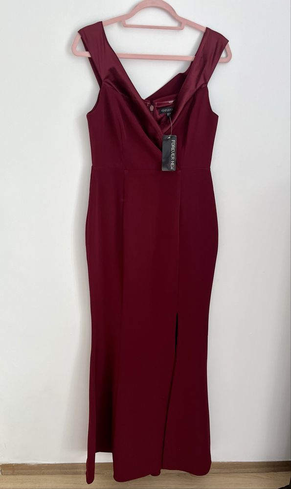 Elegancka bordowa suknia Roz.38