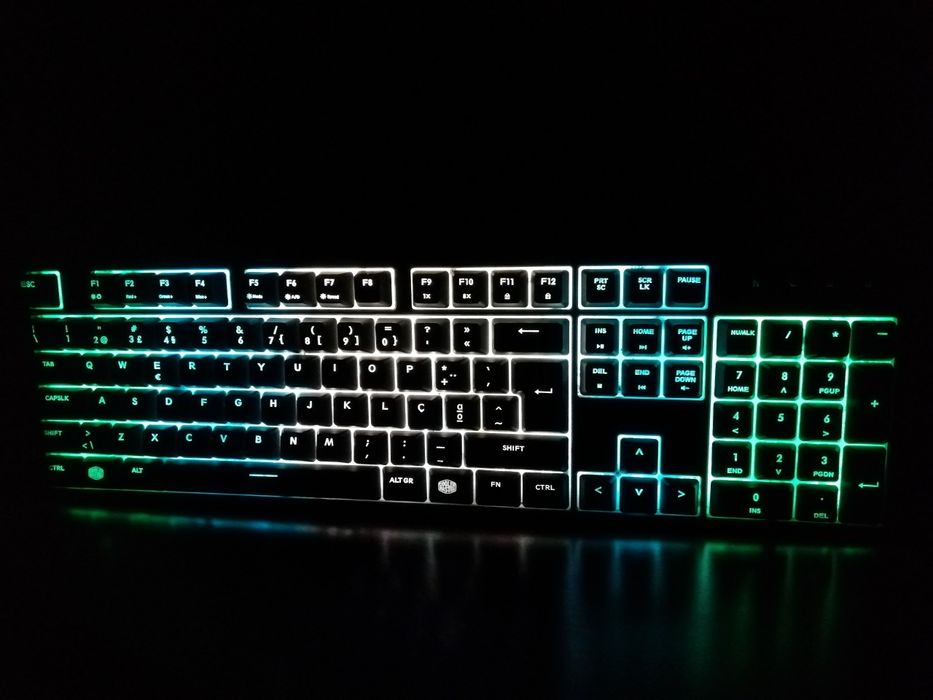 Teclado Cooler Master MasterKeys Lite L RGB PT