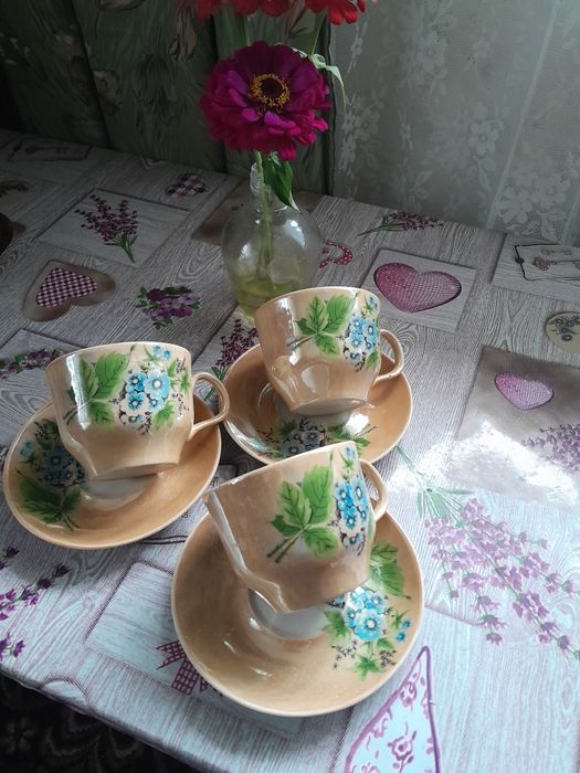 Посуда.чашки.блюдца.сахарницы