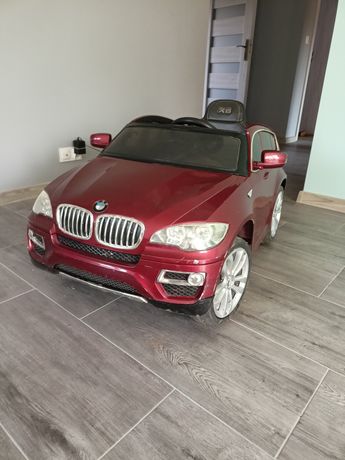 Autko  dla dziecka BMW x6