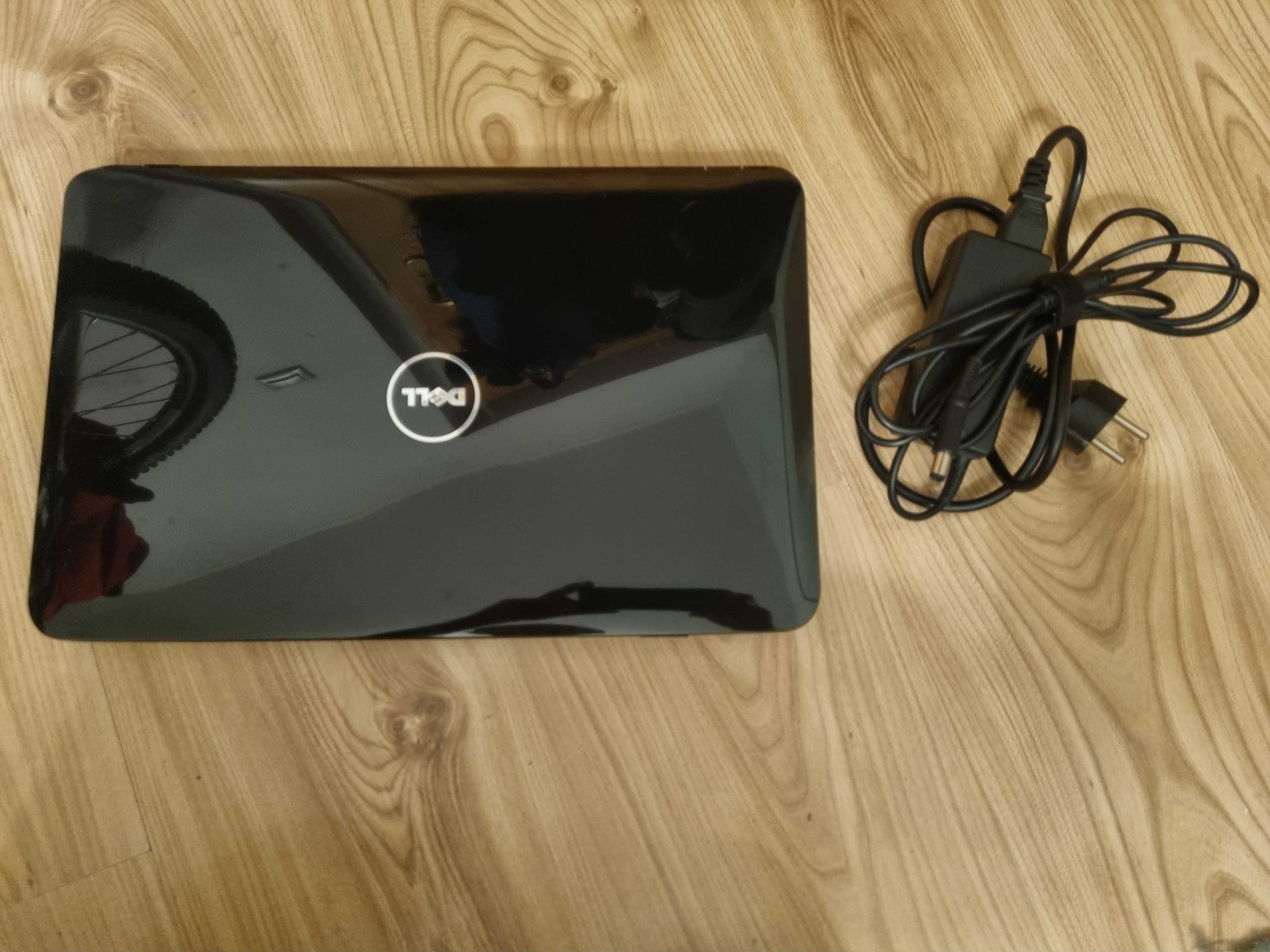 Laptop Dell Vostro 1015 C2D 2,53 GHz 4GB RAM SSD 250 GB