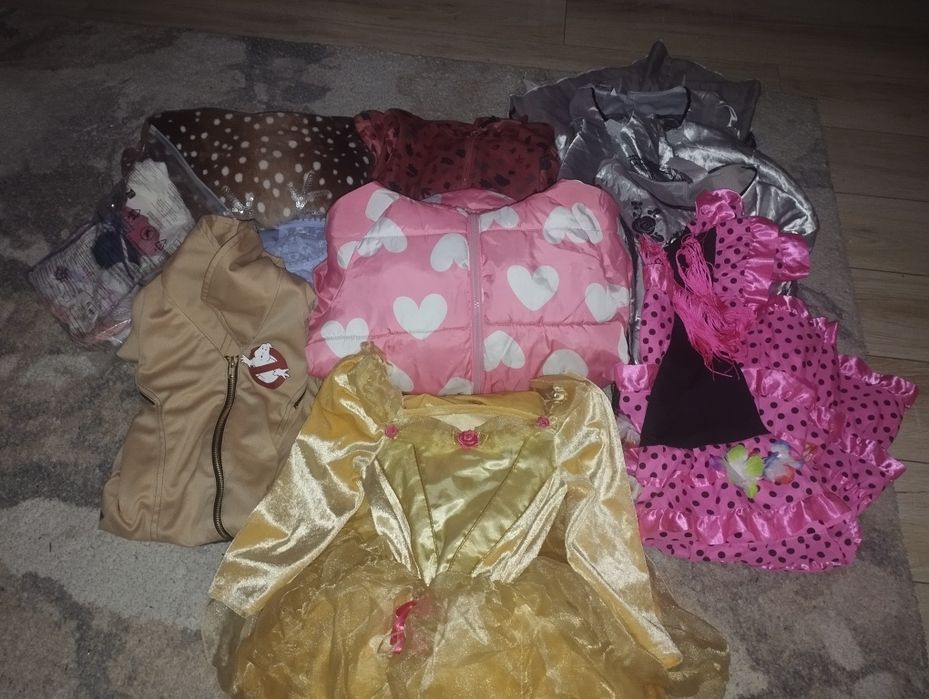 Oddam rzeczy dla dziewczynki 122/134