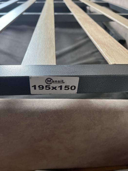 Cama com cabeceira Camel