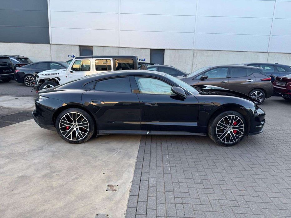 Розборка шрот Porshe Taycan Порше Тайкан Європа