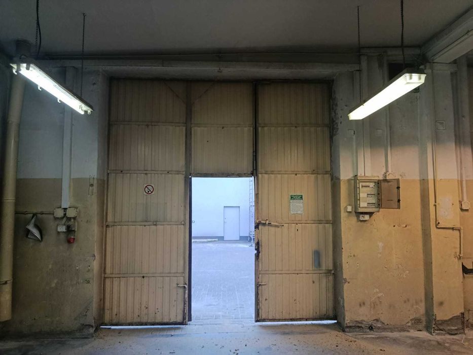 Brama dwuskrzydłowa garażowa warsztat  z drzwiami używana 3,40 x 3,63