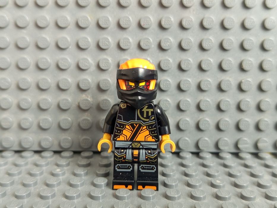 Figurka LEGO ninjago cole Dragon Rising