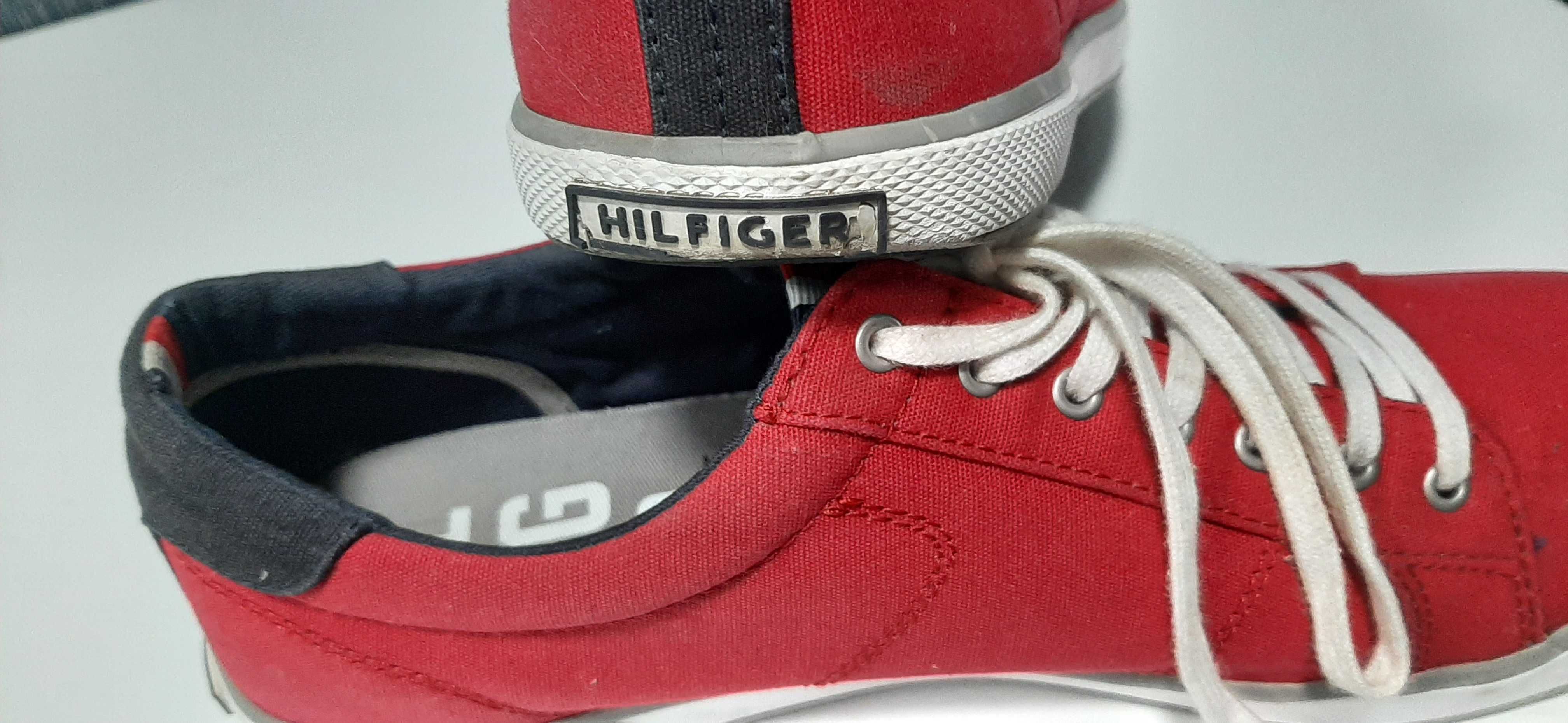 Продам кеды Hilfiger б,у