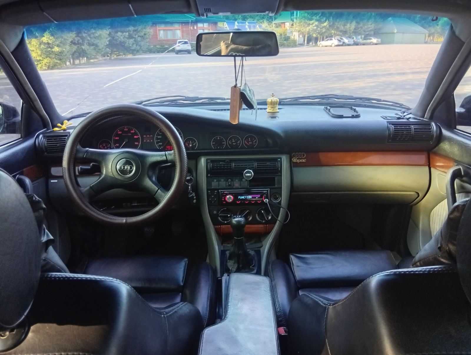 продам ауді 100с4