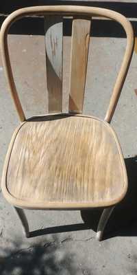Stare krzesło bukowe vintage