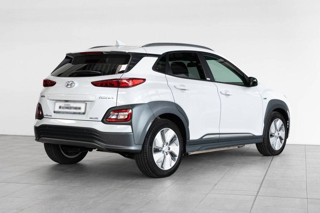 Hyundai Kona electric  64 kwt