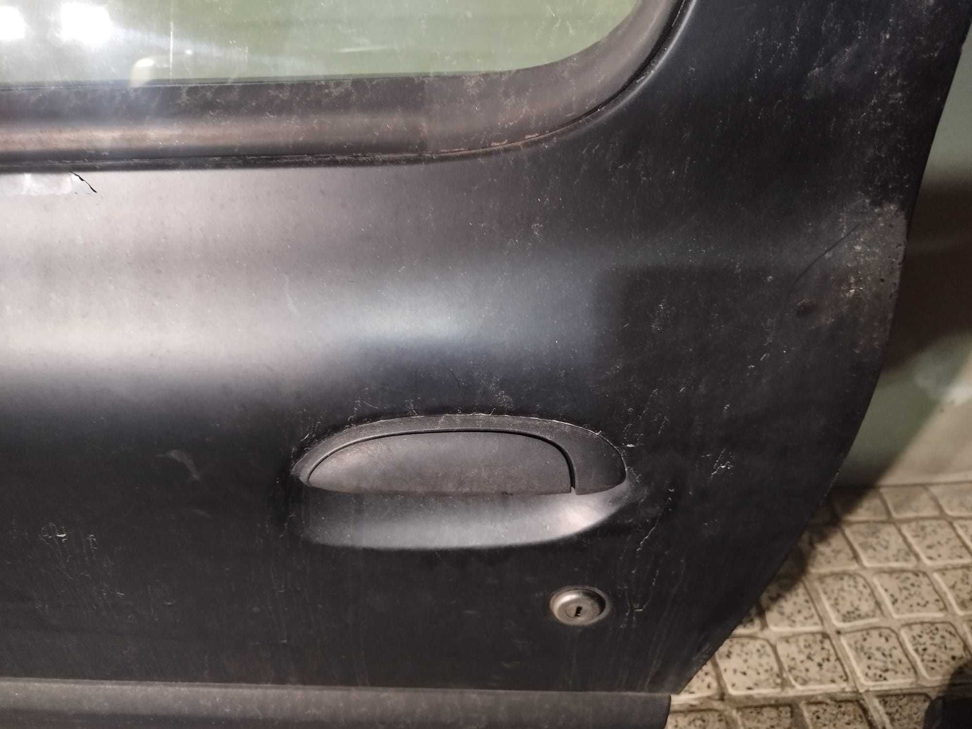 Porta Frente Esquerda Completa Renault Clio II