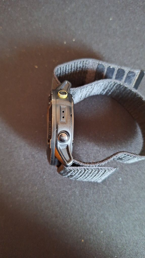 Garmin Enduro Solar Titânio