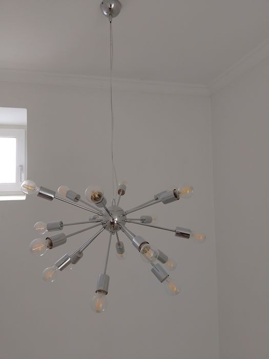 Lampa wisząca Duży Żyrandol żarowki dekoracyjne.