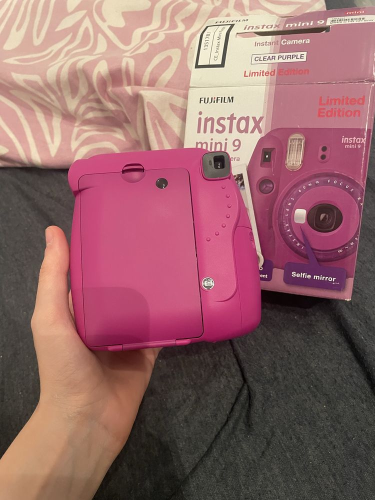 Instax Mini 9 – Limited Edition „Clear Purple” + pudełko