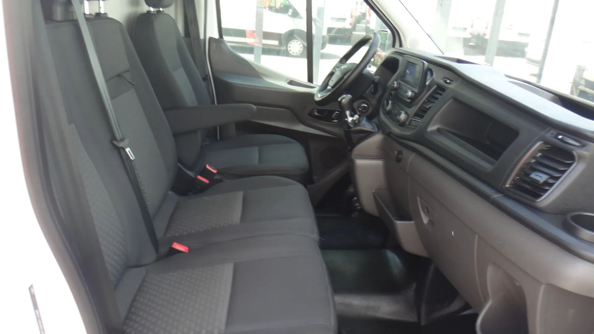 Ford TRANSIT  TRANSIT MK8 L3H2 MAX 2023 klima pdcx2 ŁADNY kamera cofania