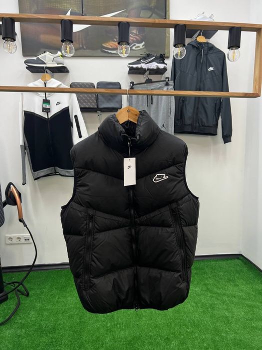 Жилетка Nike ( найк )