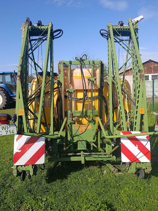 opryskiwacz amazone uf 1200