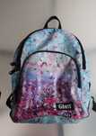 Mochila Escolar Ghuts em bom estado