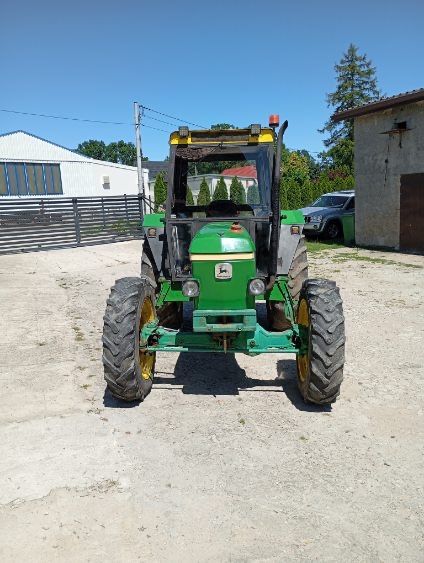 Sprzedam ciągnik John Deere