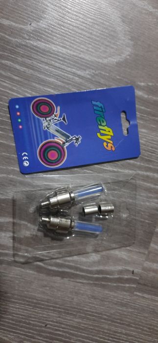 Подсветка на золотник любого колеса очень яркая