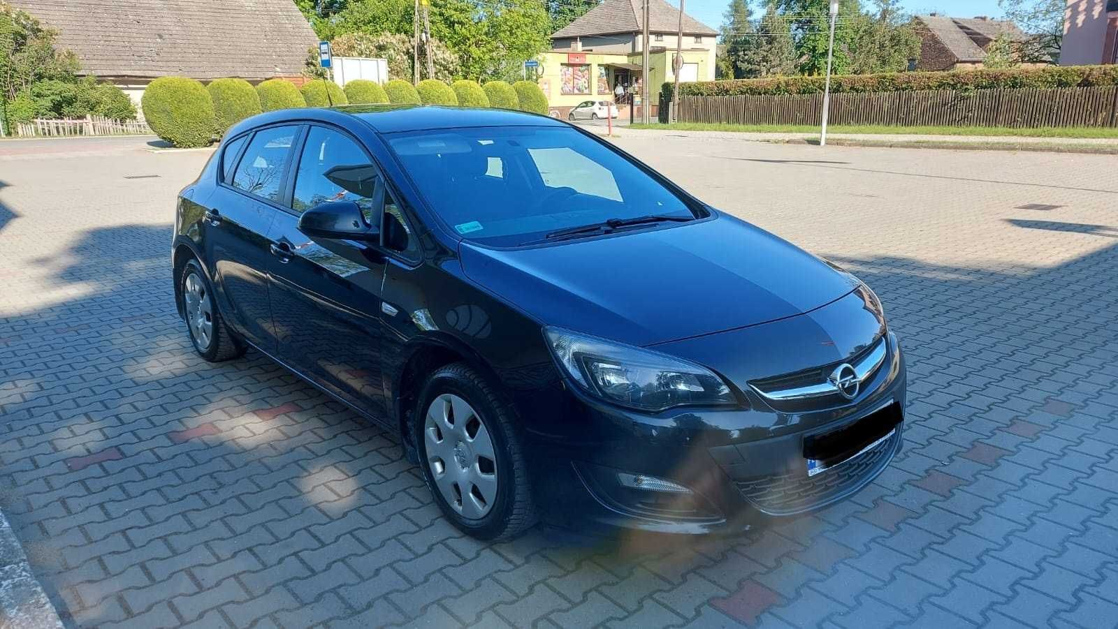 Astra J 1,6  116 kM