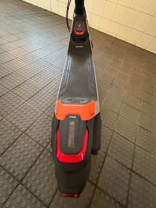 Trotinete Segway P65E