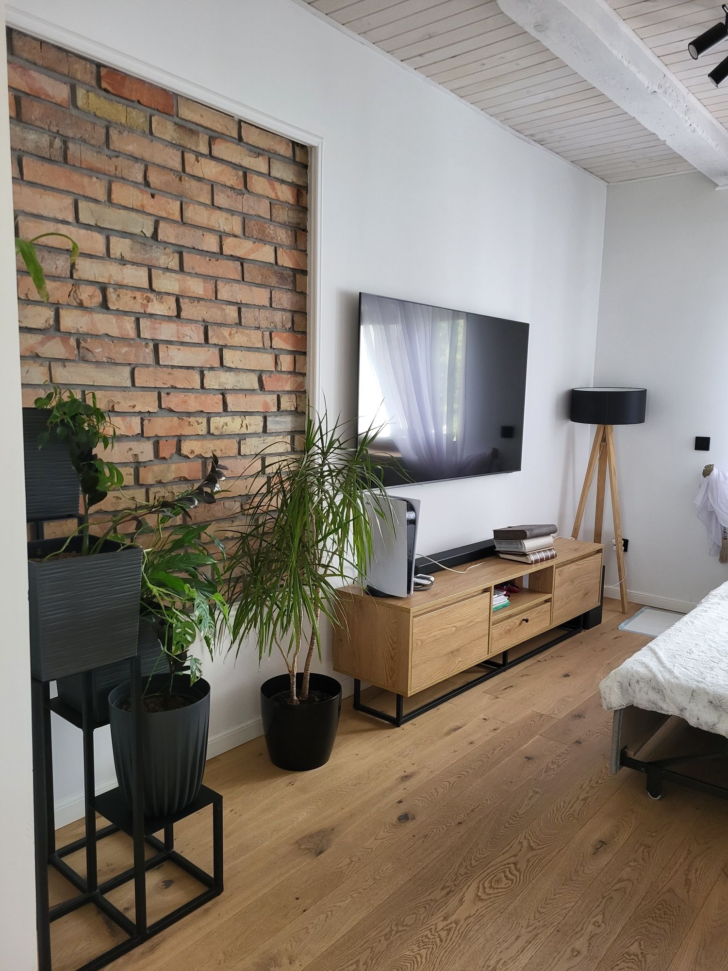 Siedlisko turystyka agroturystyka domki 0.9ha 9000 mkw dom 180mkw