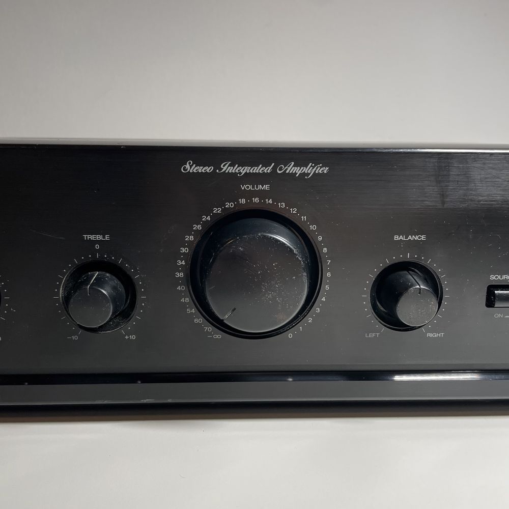 Amplituner AKAI AM-17