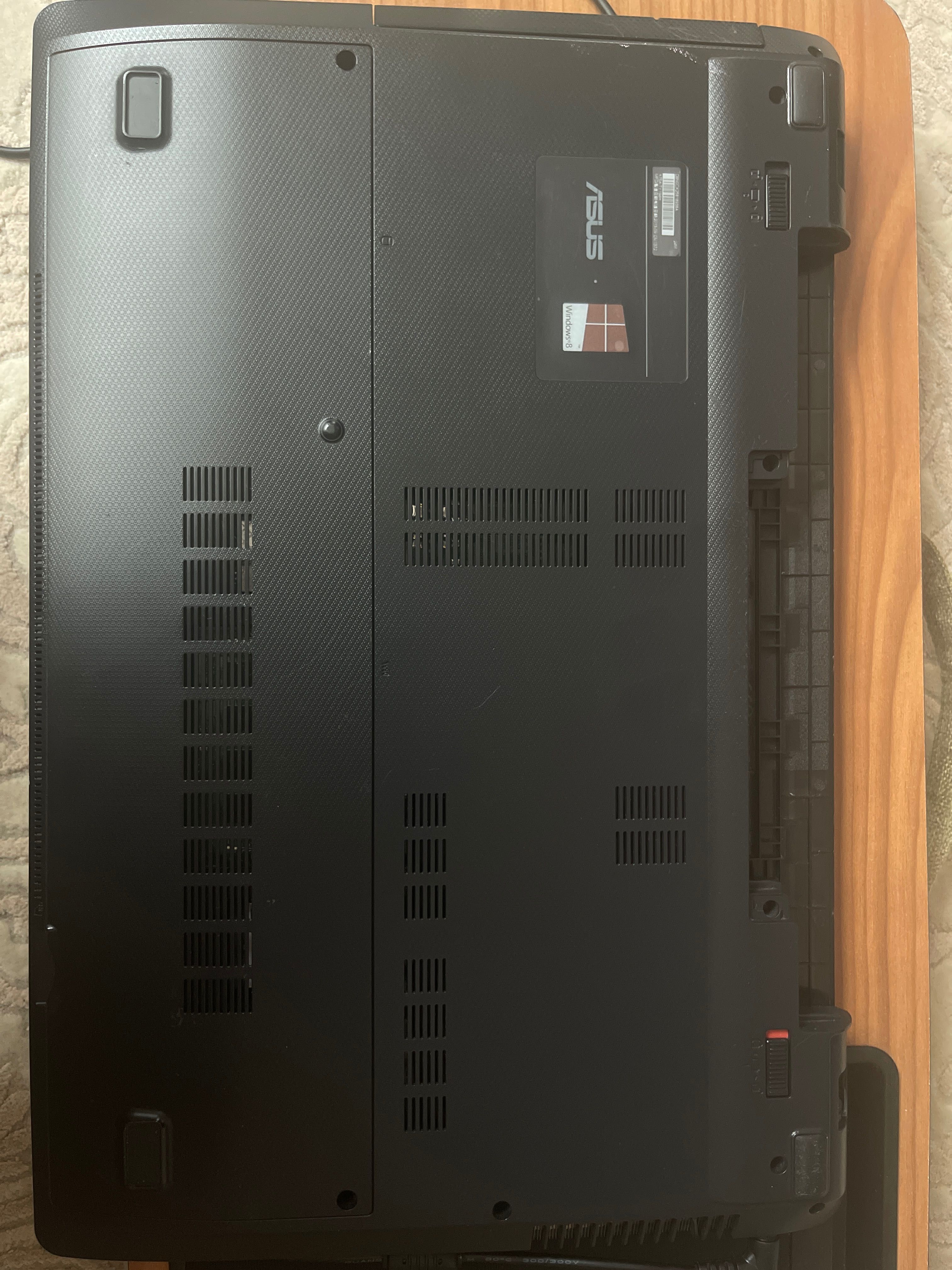 Ноутбук Asus X75A, діагональ 17,3''