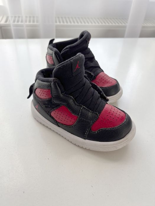 Дитячі кросівки Air Jordan Access Black/Red 22 розмір