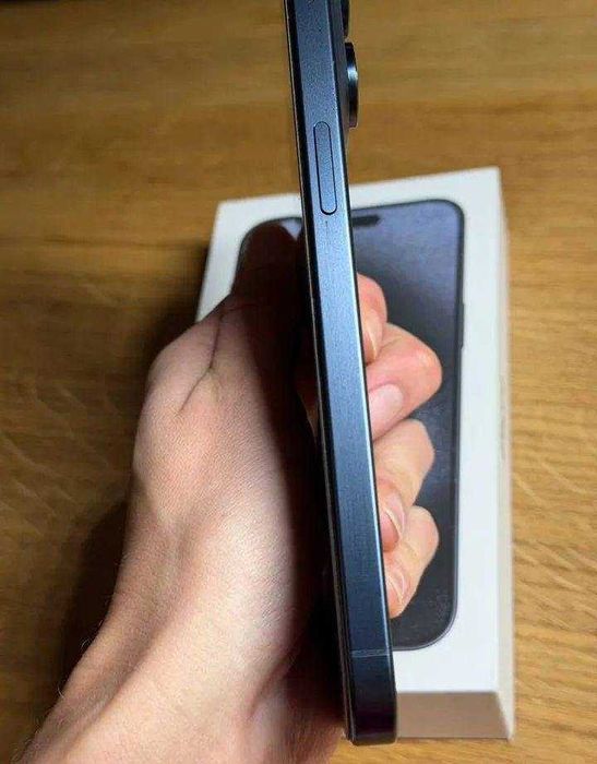 iPhone 15 Pro Max 512 ГБ