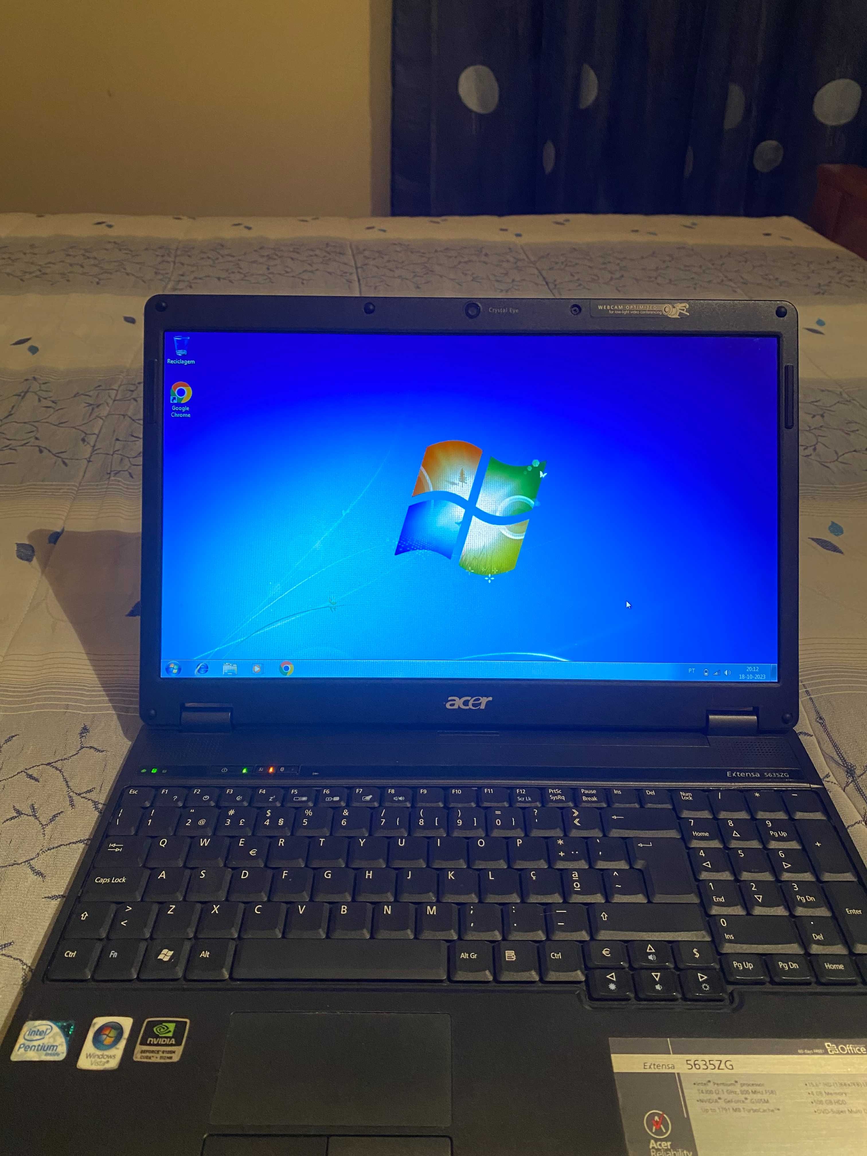 Portatil acer extensa