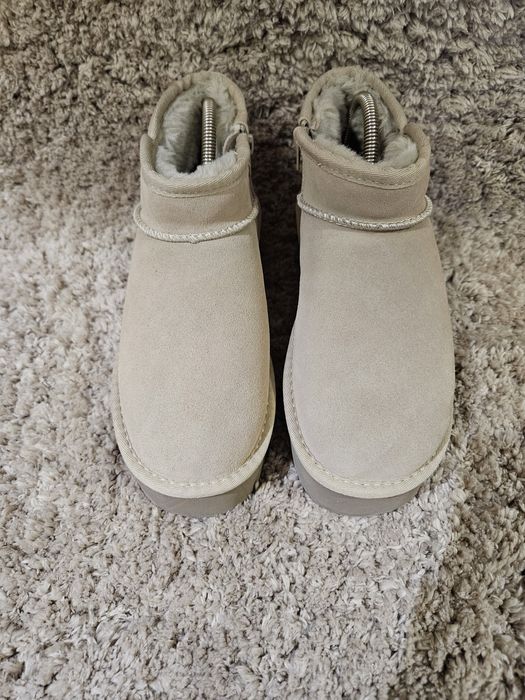 Жіночі уггі з натуральної замши на блискавці,розмір 39